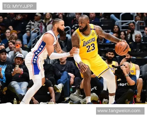 2001年NBA总决赛回顾湖人对阵76人的经典对决与传奇时刻 2001年NBA总决赛回顾湖人对阵76人的经典对决与传奇时刻