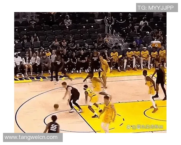 湖人对决热火精彩比赛直播回放全程回顾与精彩瞬间分析